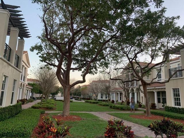 806 NW 82nd Place, Boca Raton, FL 33487 Photo