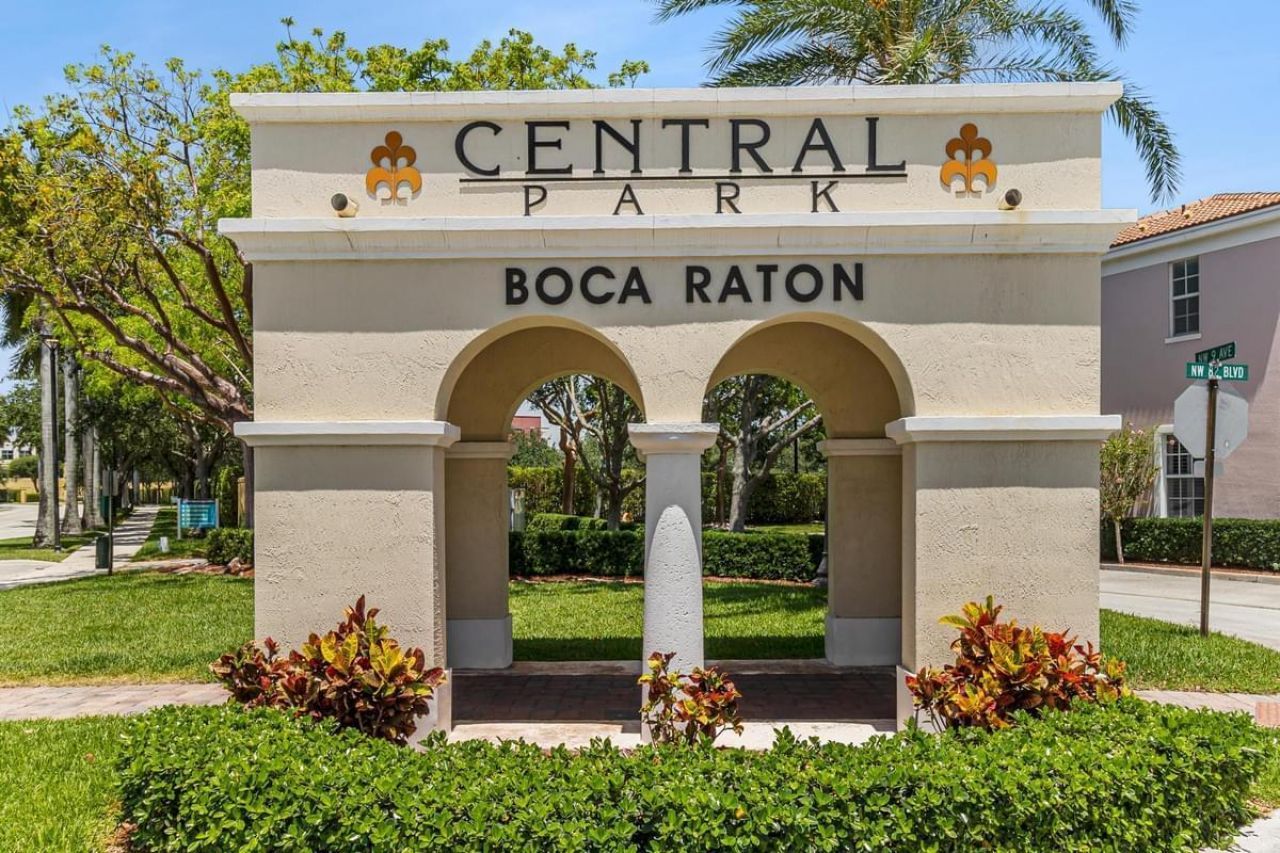806 NW 82nd Place, Boca Raton, FL 33487 Photo