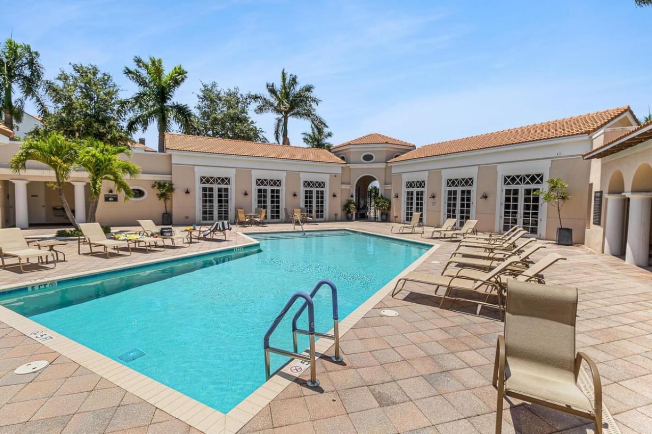 806 NW 82nd Place, Boca Raton, FL 33487 Photo