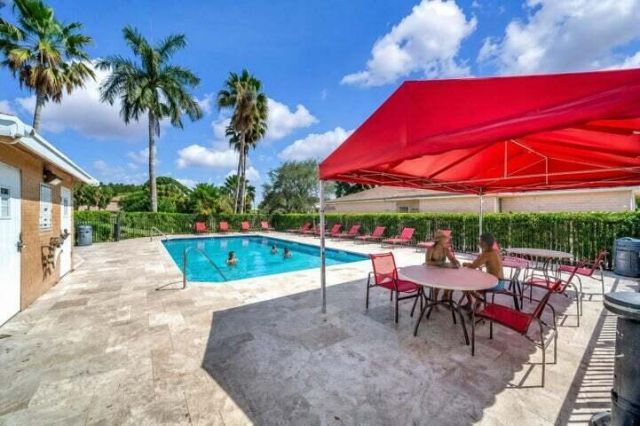 4131 Eastridge Circle, Pompano Beach, FL 33064 Photo