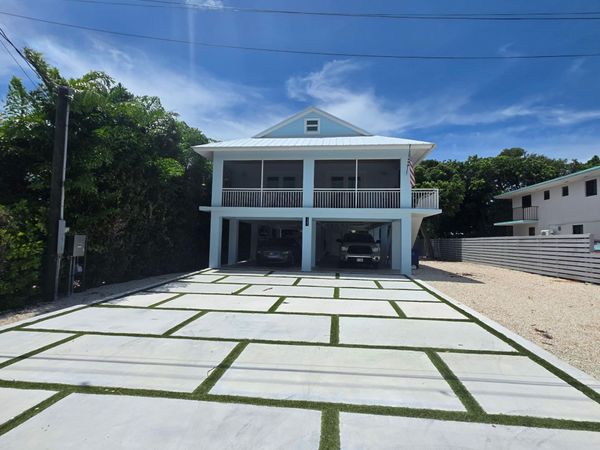 121 DOVE LAKE Drive, Tavernier, FL 33070