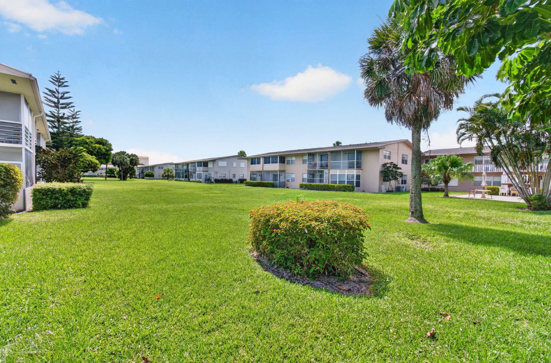 126 Norwich F, West Palm Beach, FL 33417 Photo