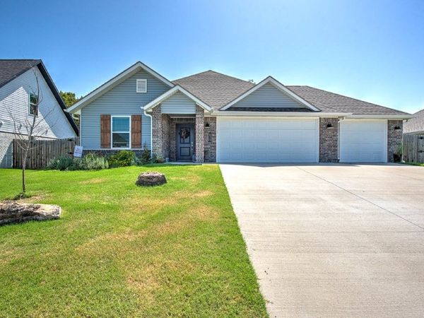 631 Hayden James Street , Prairie Grove, AR 72753