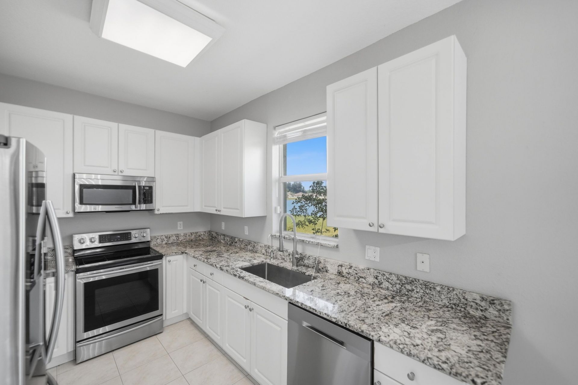 841 Bent Creek Drive, Fort Pierce, FL 34947 Photo