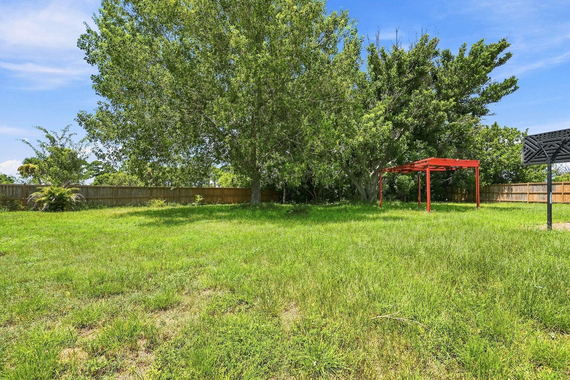 484 SW Eastport Circle, Port Saint Lucie, FL 34953 Photo