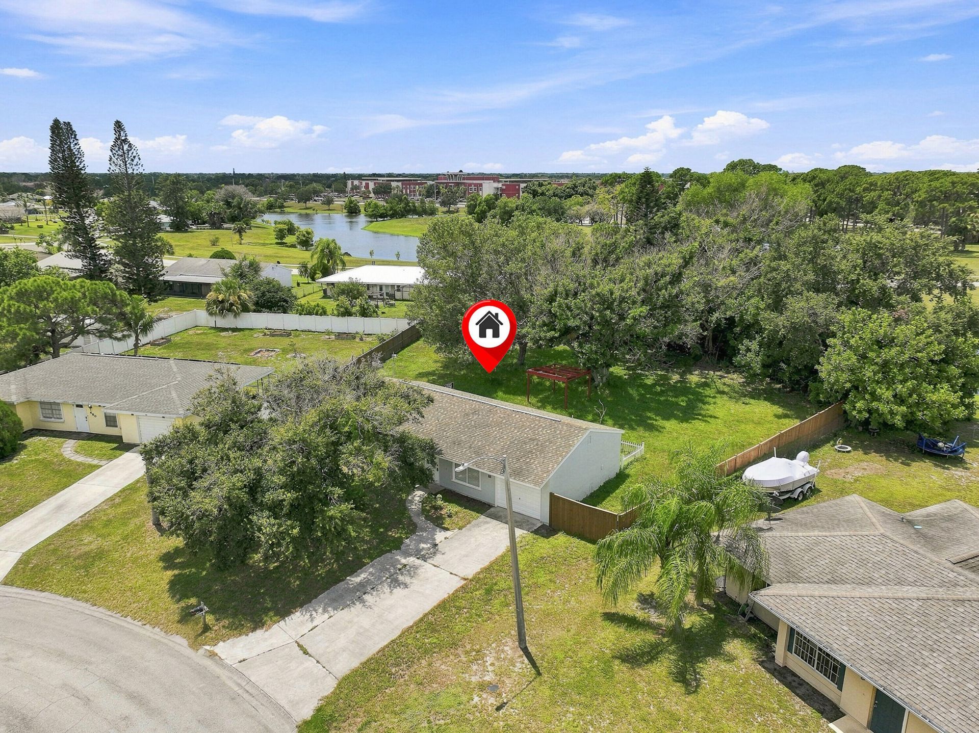 484 SW Eastport Circle, Port Saint Lucie, FL 34953 Photo