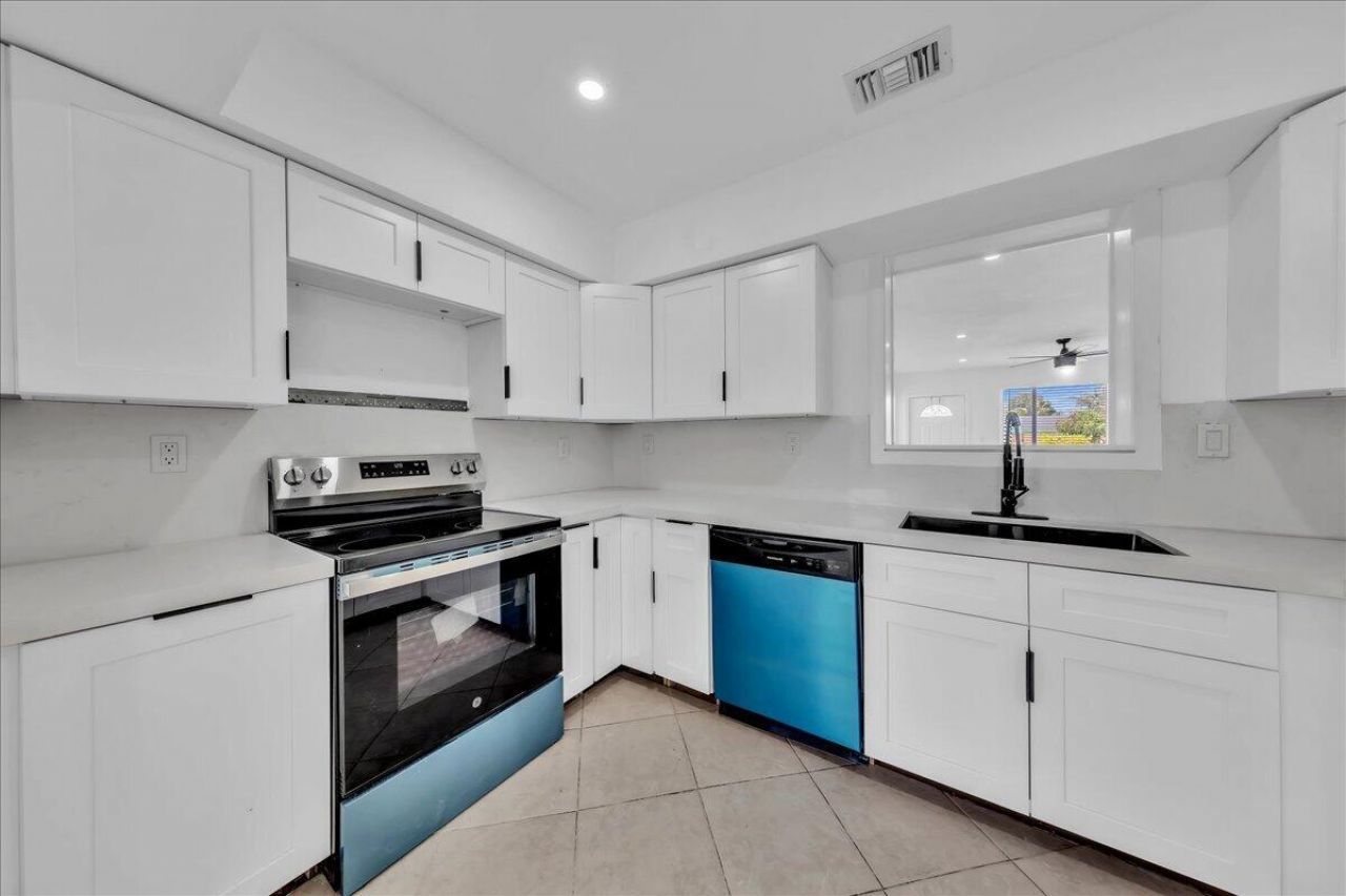 6311 SW 2nd Street, Margate, FL 33068 Photo