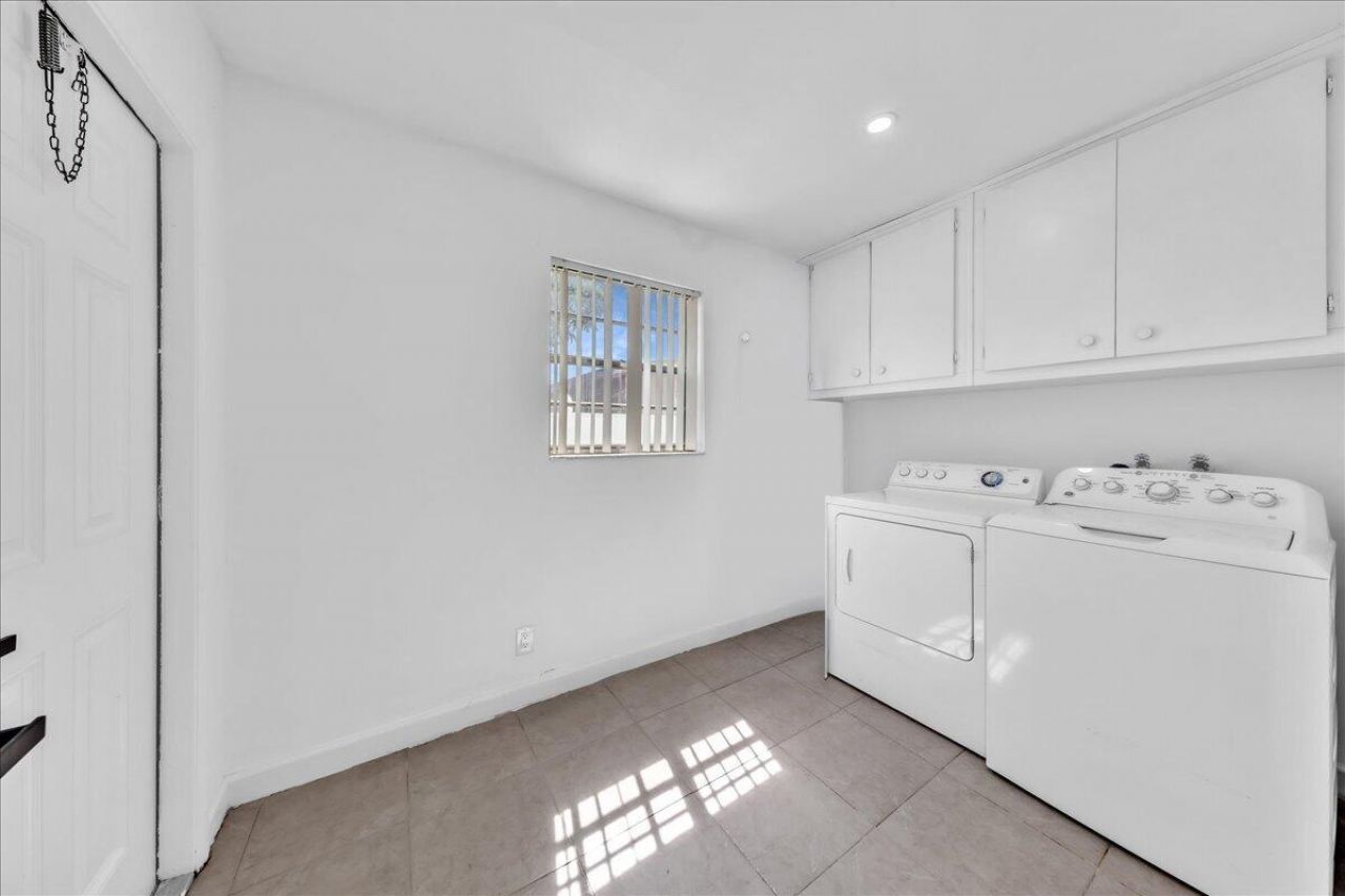 6311 SW 2nd Street, Margate, FL 33068 Photo