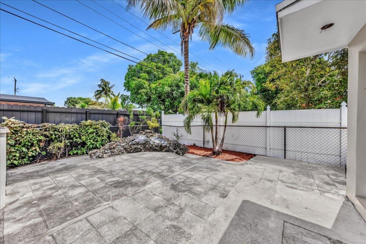 6311 SW 2nd Street, Margate, FL 33068 Photo