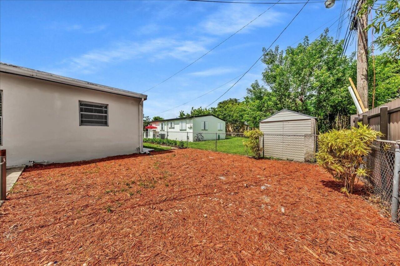 6311 SW 2nd Street, Margate, FL 33068 Photo