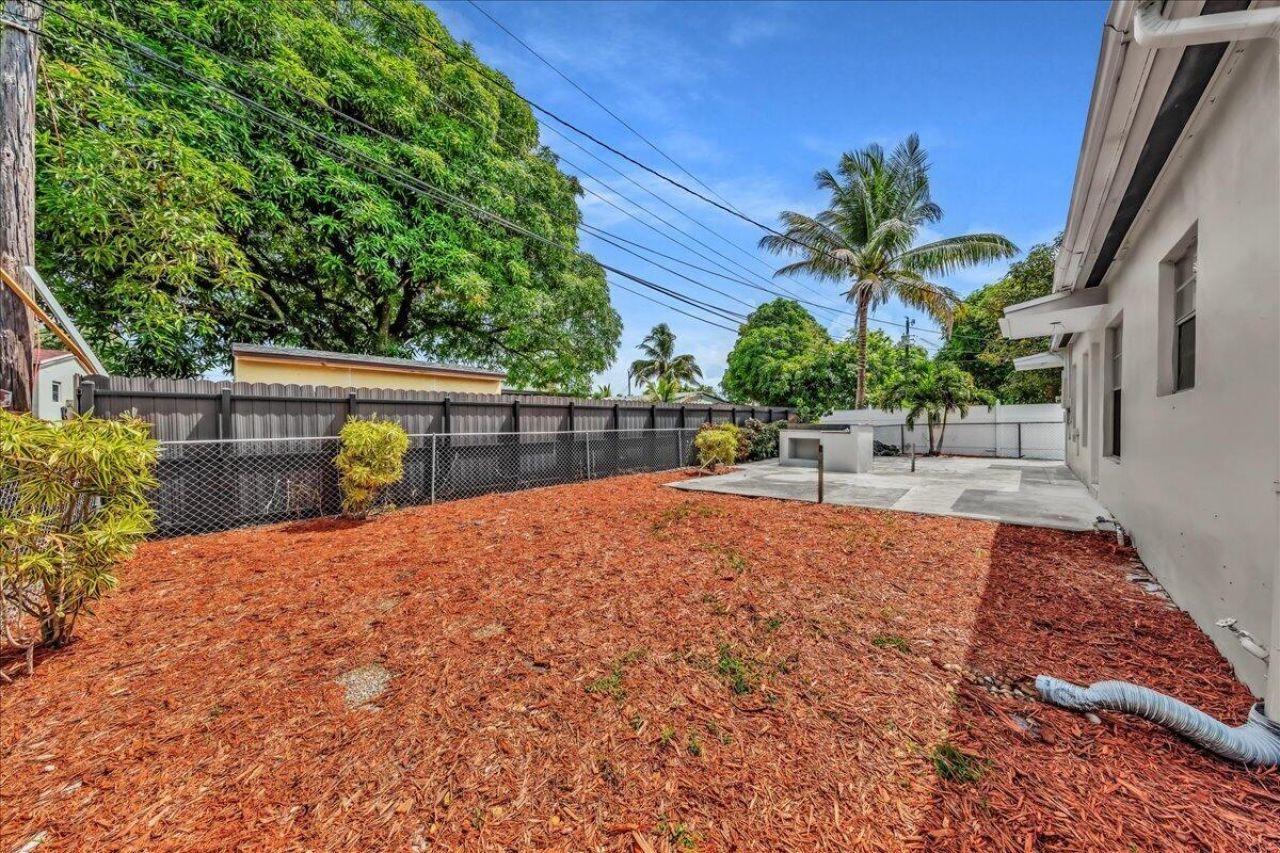 6311 SW 2nd Street, Margate, FL 33068 Photo