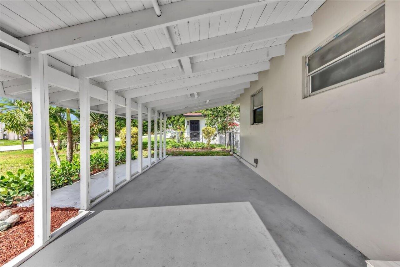 6311 SW 2nd Street, Margate, FL 33068 Photo