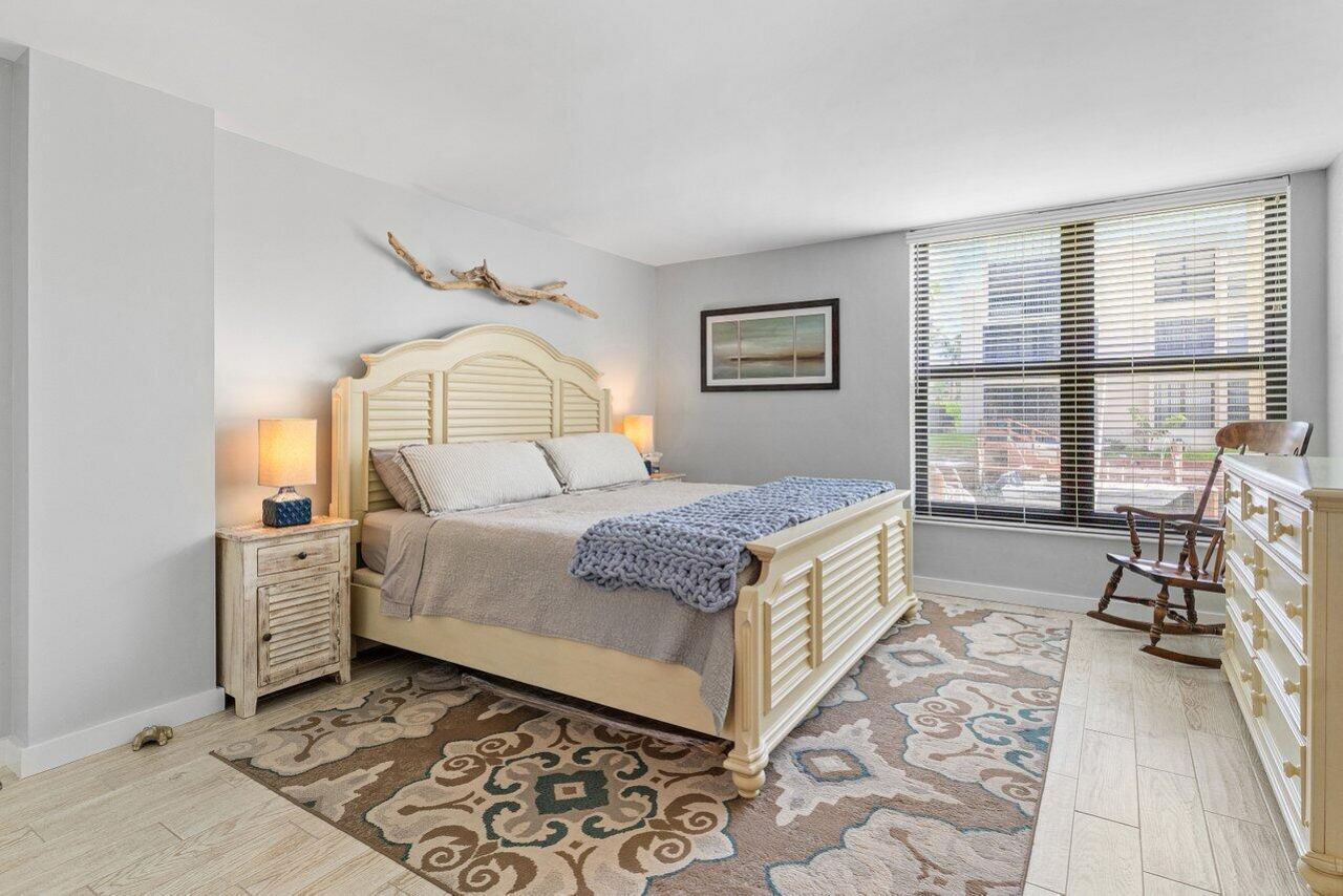 17 Royal Palm Way, Unit 105, Boca Raton, FL 33432 Photo