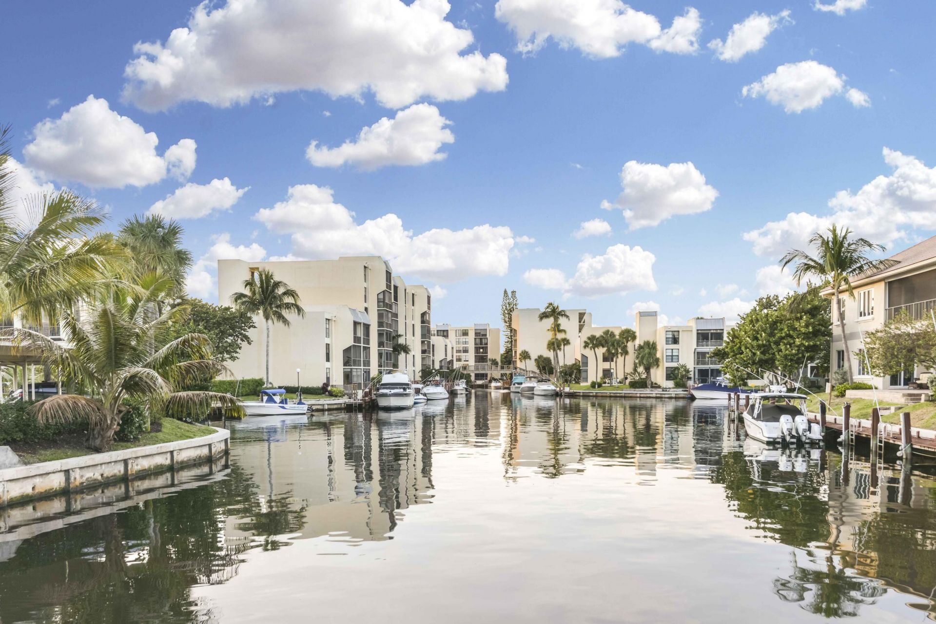 17 Royal Palm Way, Unit 105, Boca Raton, FL 33432 Photo
