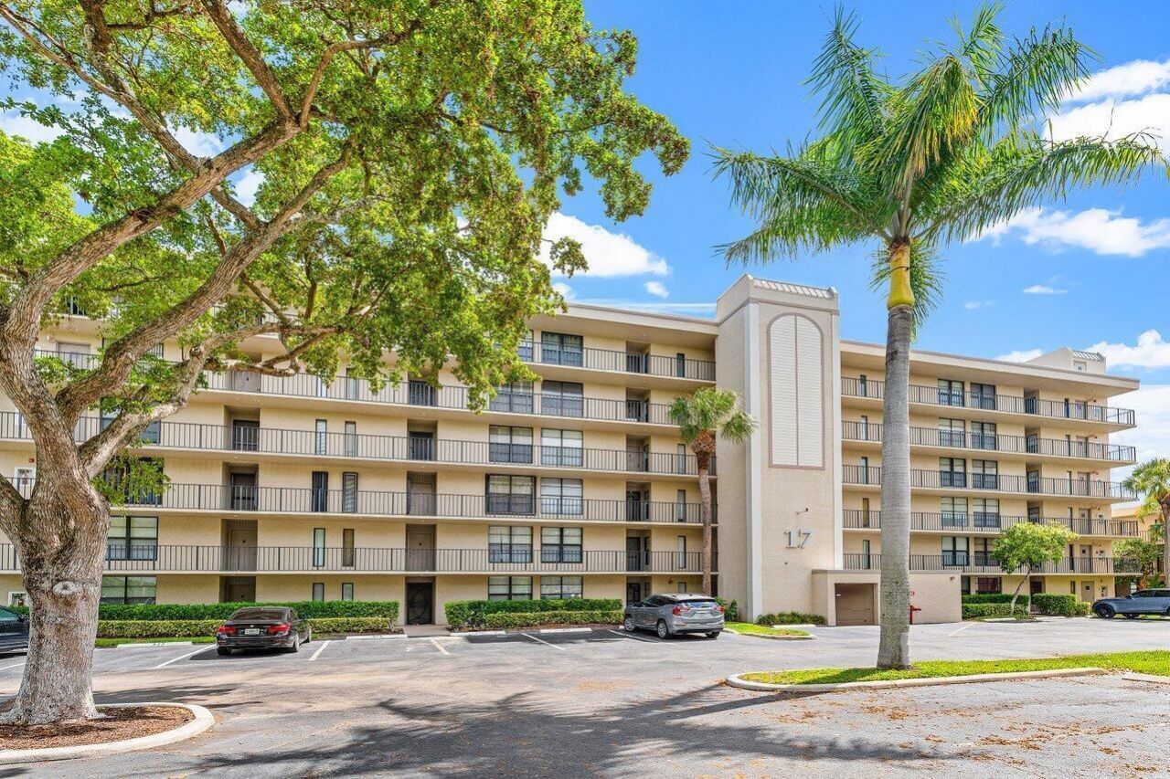 17 Royal Palm Way, Unit 105, Boca Raton, FL 33432 Photo