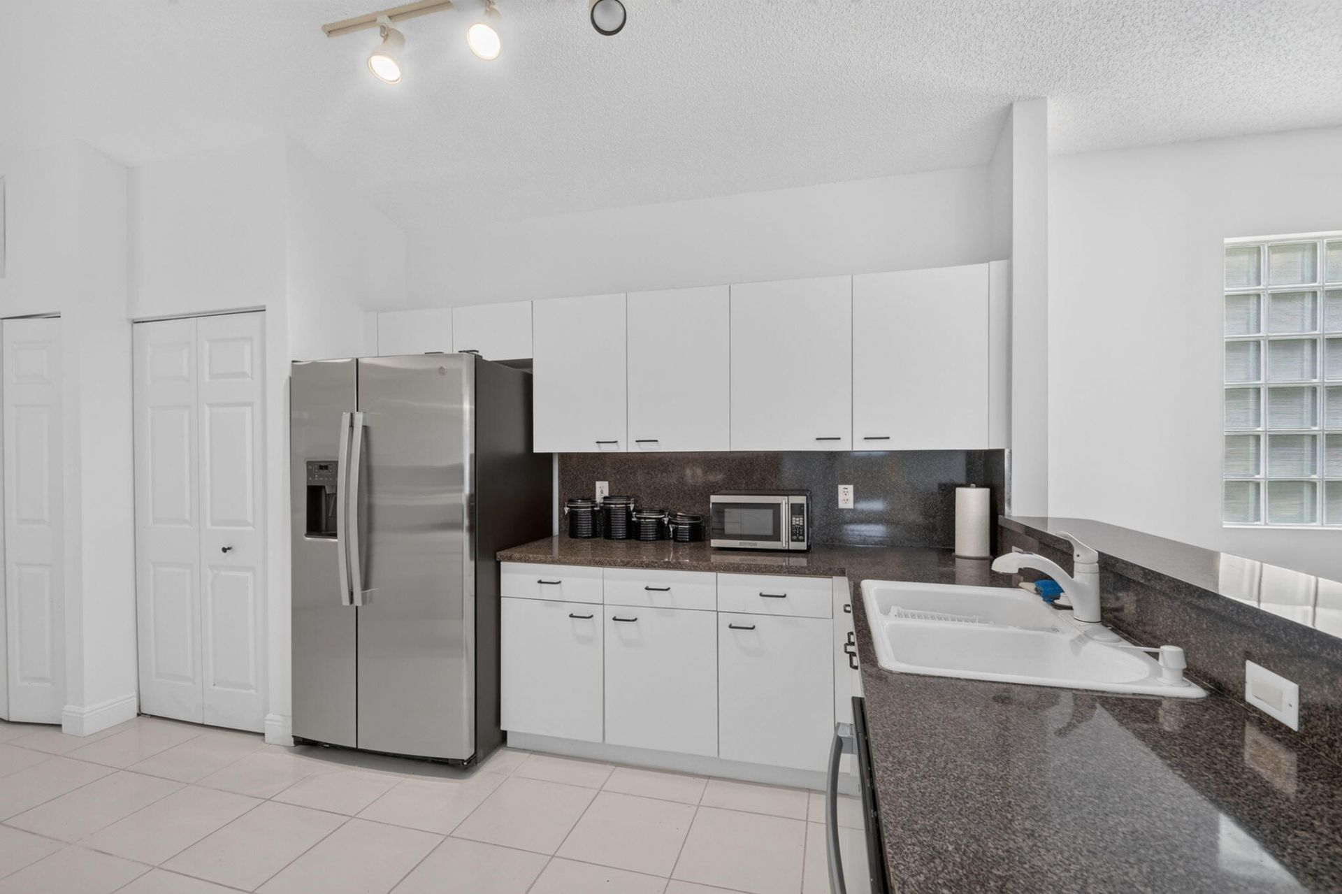 9527 Cherry Blossom Court, Boynton Beach, FL 33437 Photo