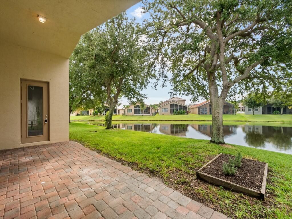2287 SW Newport Isles Boulevard, Port Saint Lucie, FL 34953 Photo
