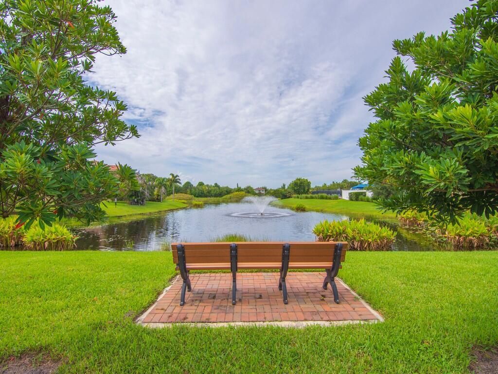 2287 SW Newport Isles Boulevard, Port Saint Lucie, FL 34953 Photo