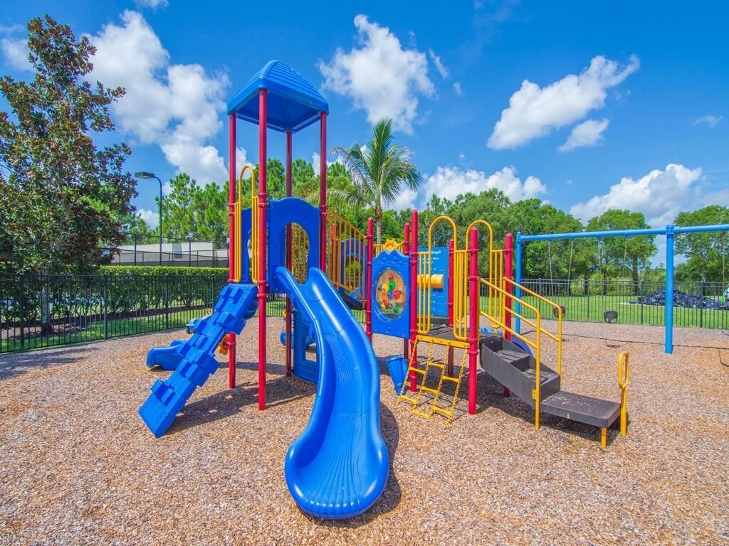 2287 SW Newport Isles Boulevard, Port Saint Lucie, FL 34953 Photo