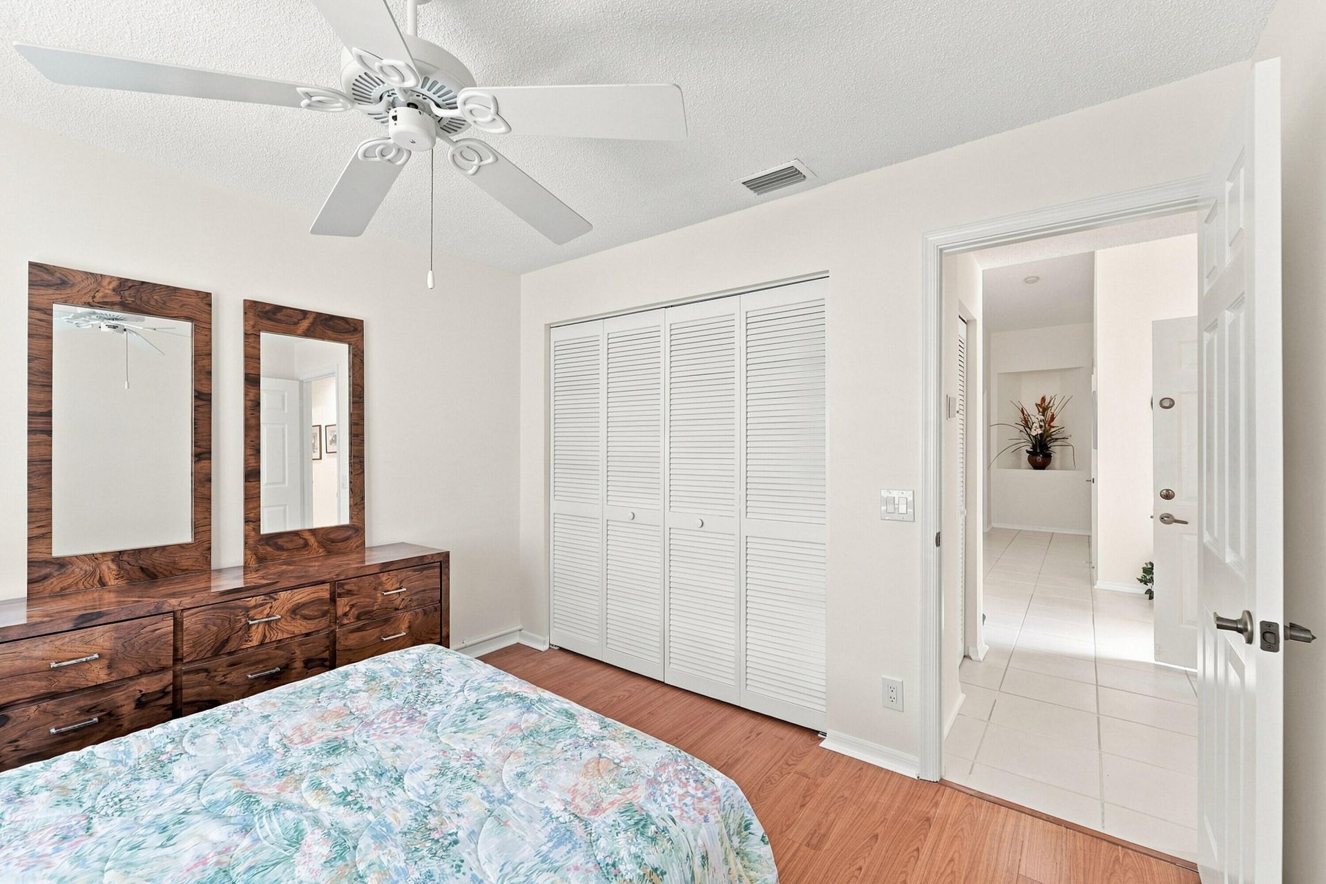 143 Cameron Court, Weston, FL 33326 Photo