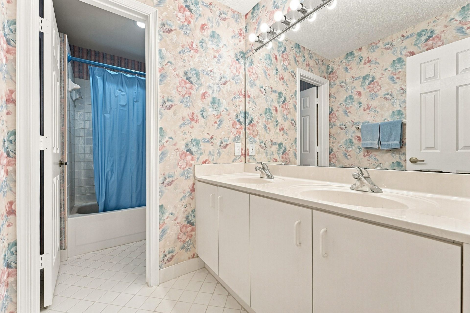 143 Cameron Court, Weston, FL 33326 Photo