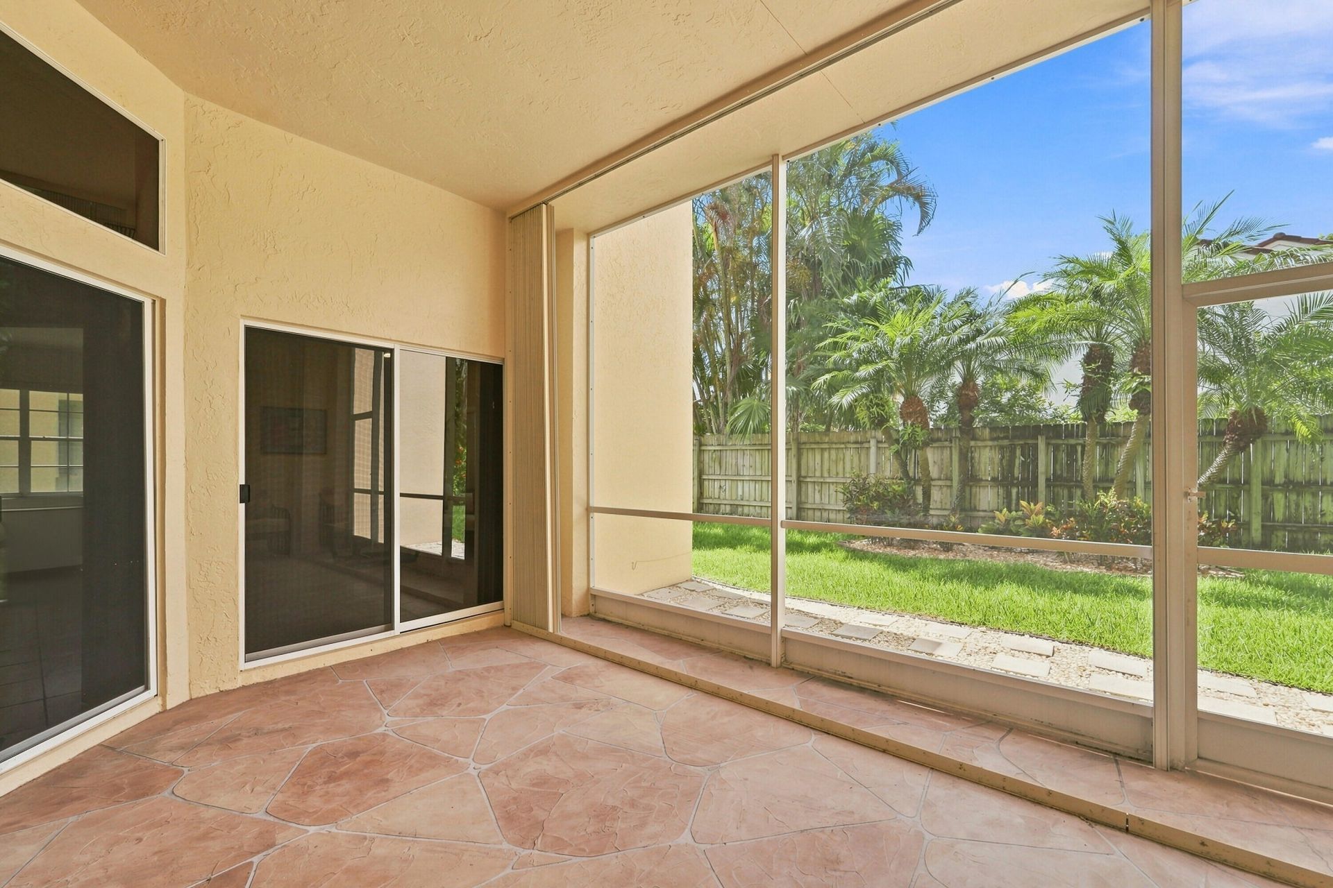 143 Cameron Court, Weston, FL 33326 Photo