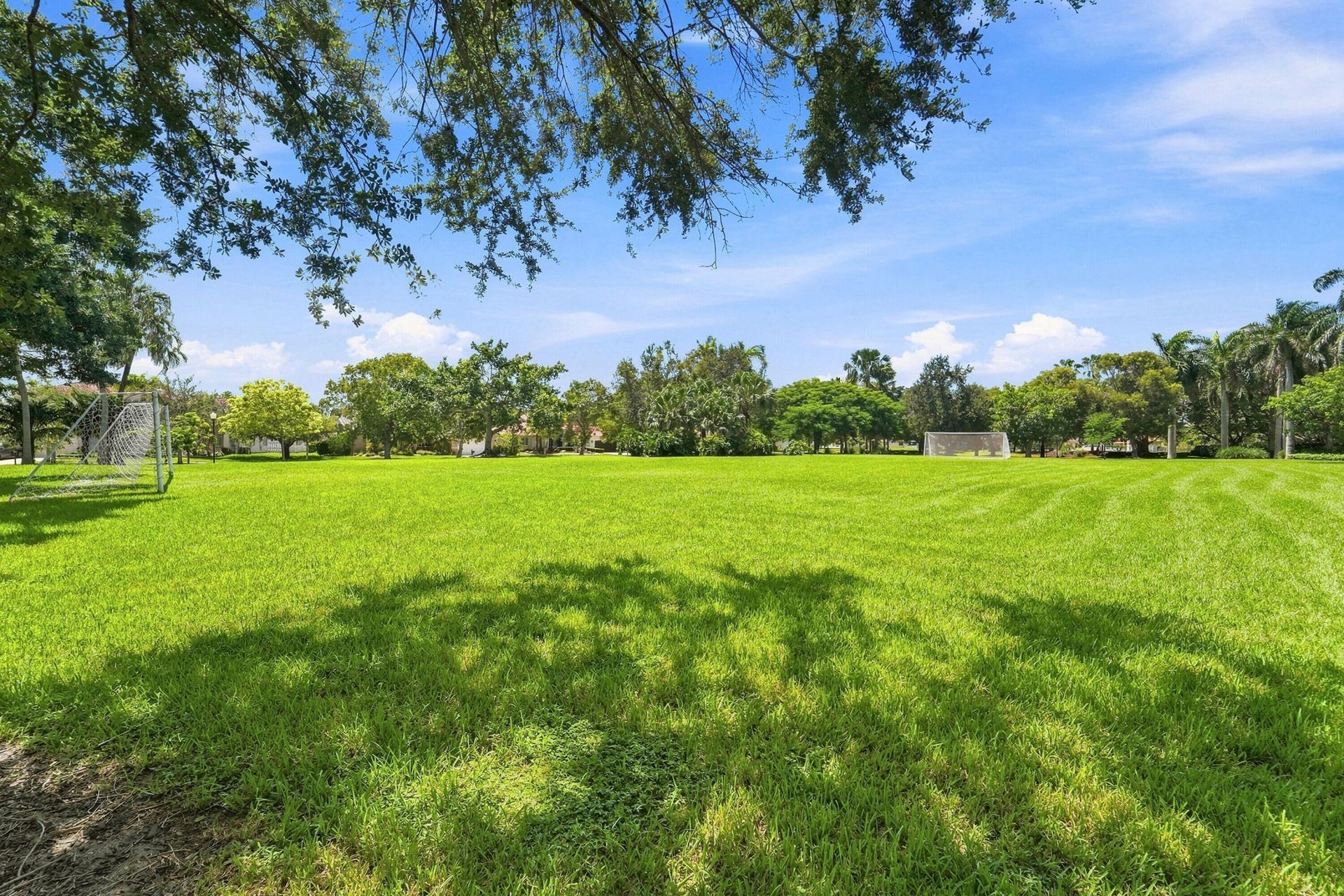 143 Cameron Court, Weston, FL 33326 Photo