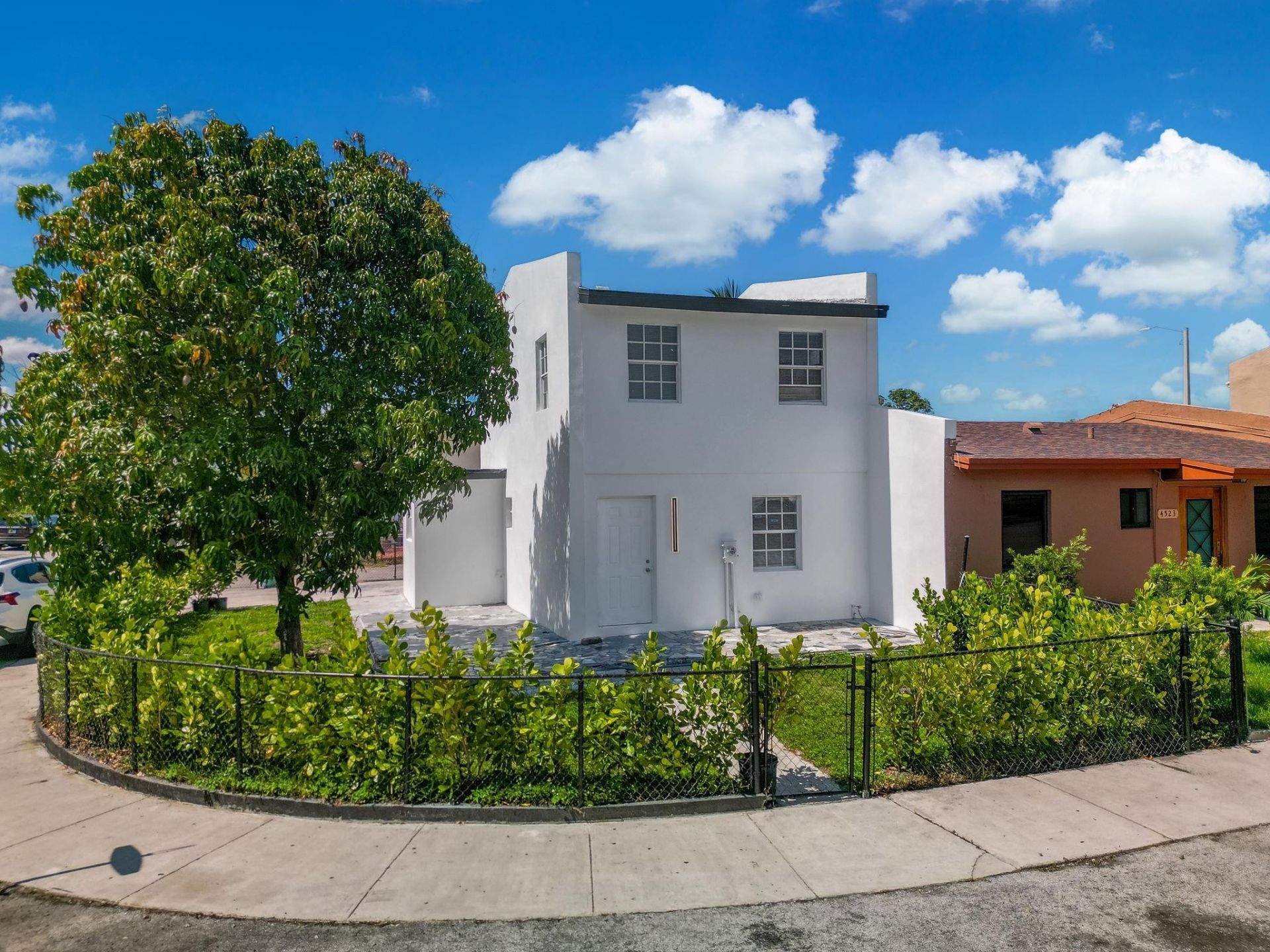 4527 NW 191st Terrace, Miami Gardens, FL 33055 Main Photo