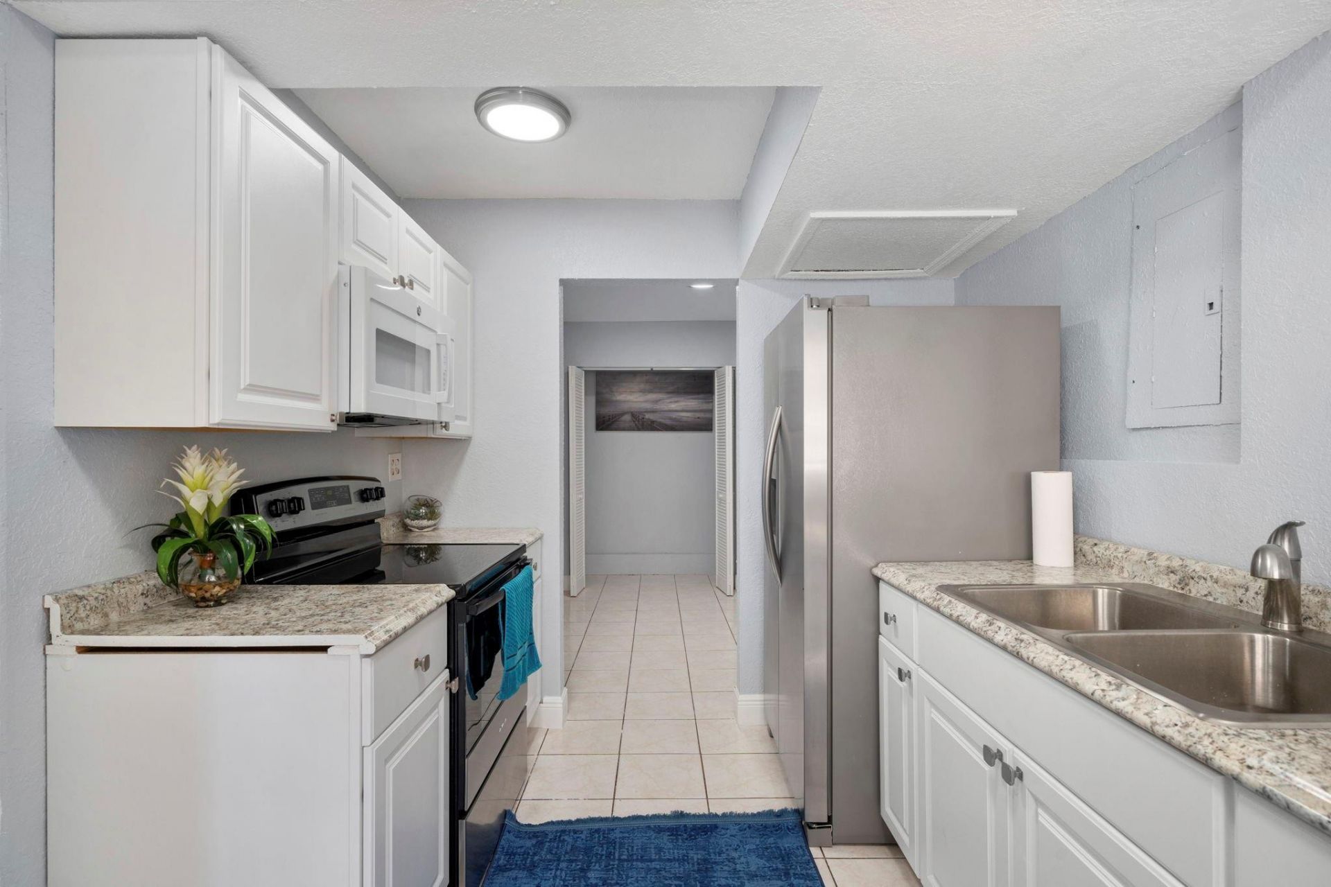 4527 NW 191st Terrace, Miami Gardens, FL 33055 Photo