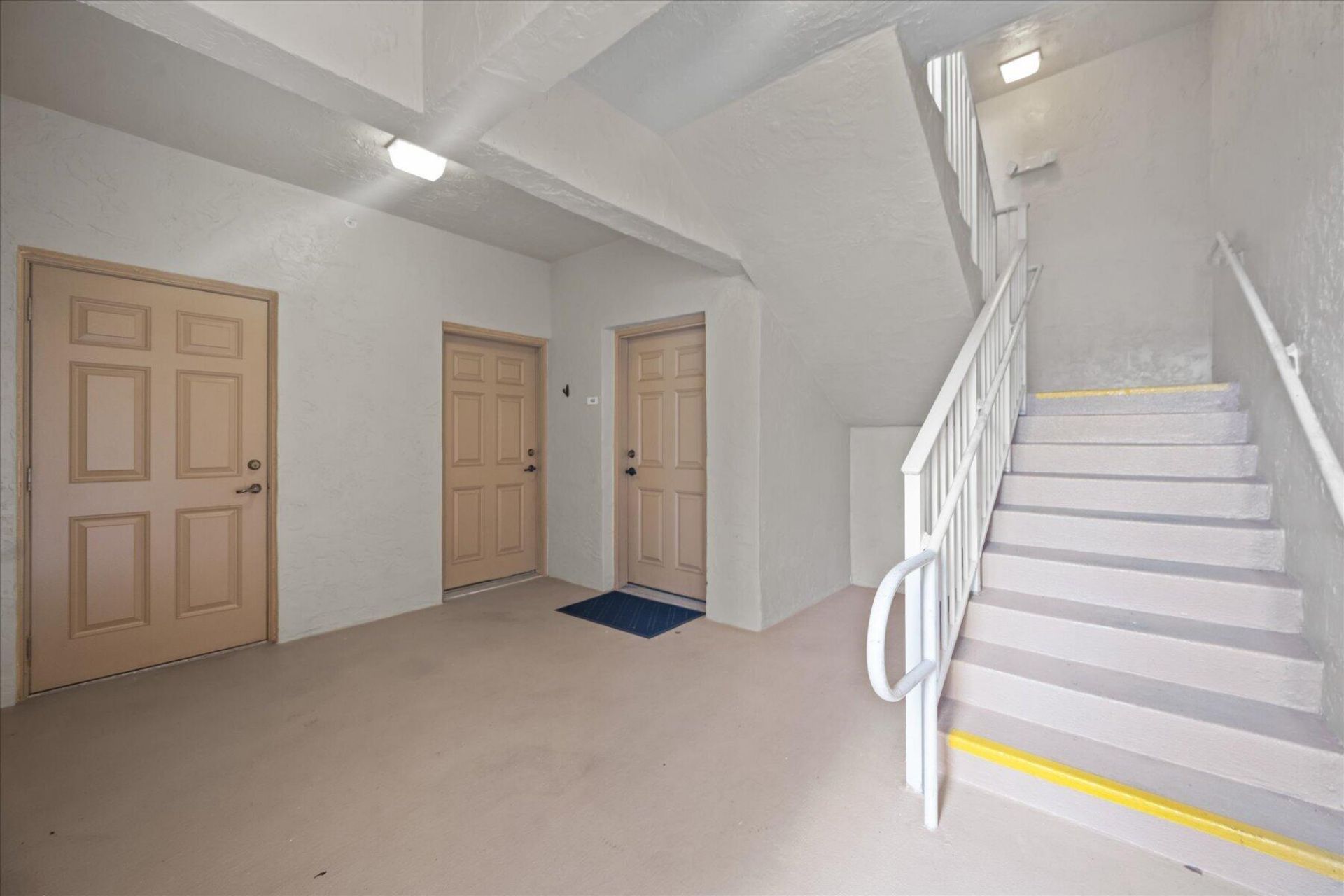 2020 Greenview Shores Boulevard, Unit 102, Wellington, FL 33414 Photo