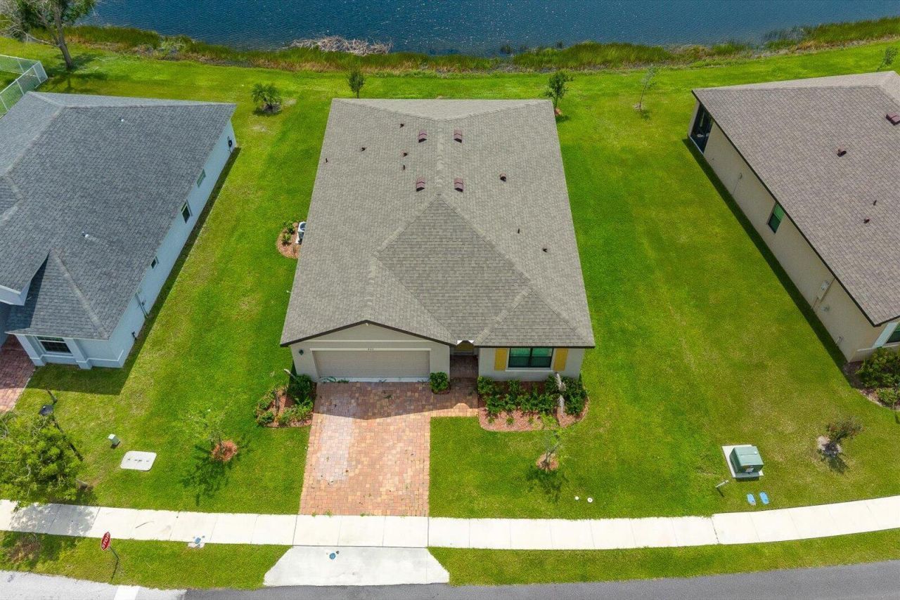 435 Seafoam Circle, Fort Pierce, FL 34945 Photo