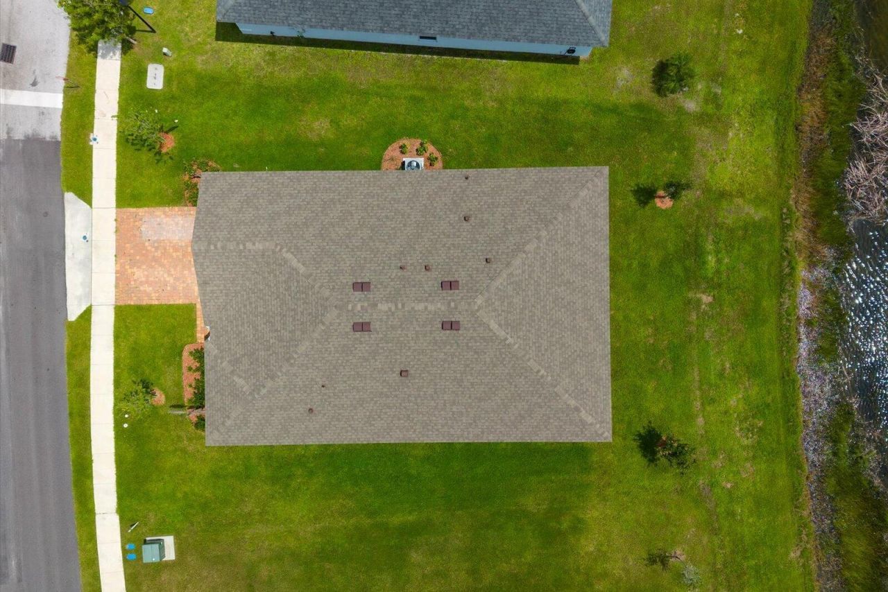 435 Seafoam Circle, Fort Pierce, FL 34945 Photo