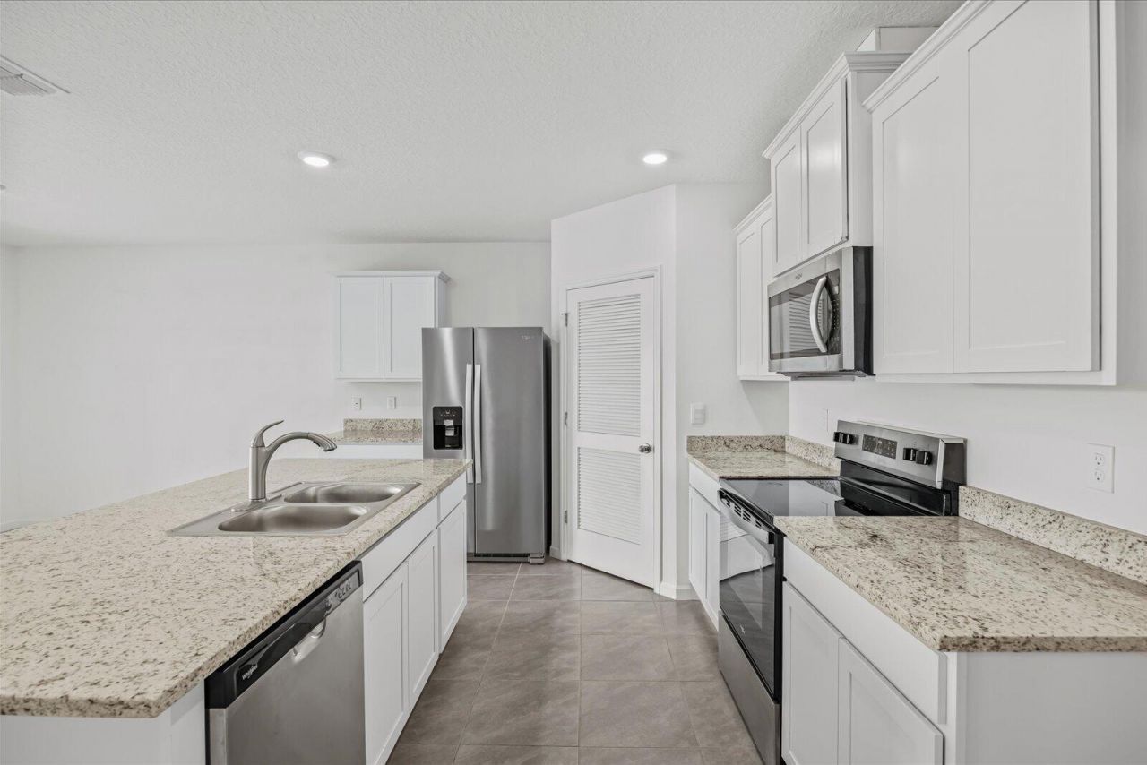 435 Seafoam Circle, Fort Pierce, FL 34945 Photo