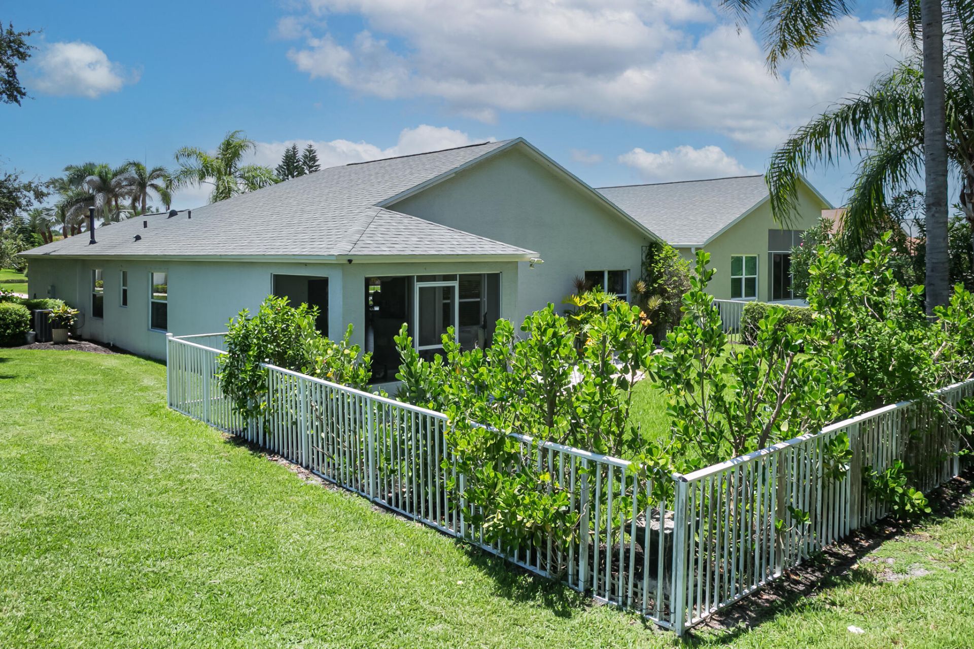 334 SW North Shore Boulevard, Port Saint Lucie, FL 34986 Photo