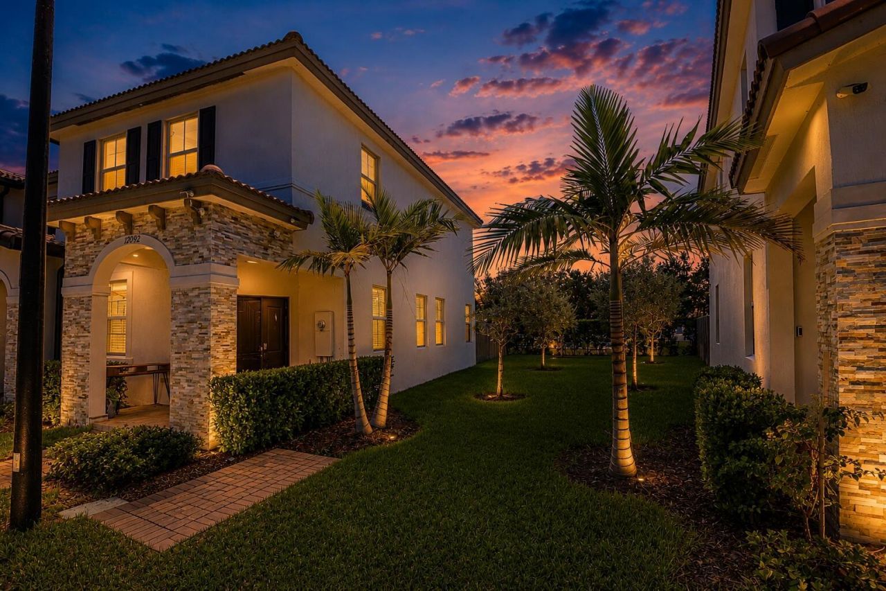 12092 NW 24th Place, Miami, FL 33167 Photo