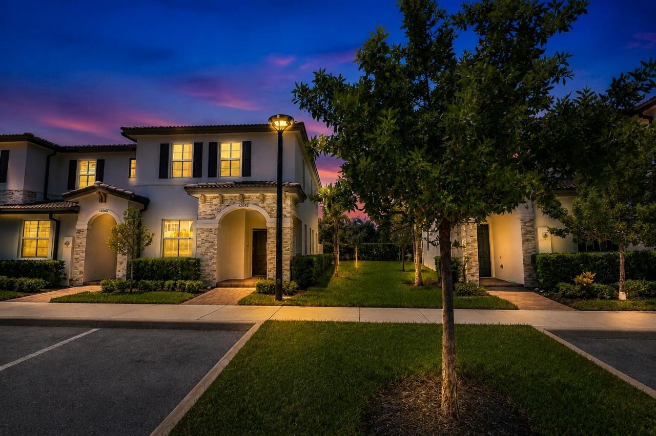 12092 NW 24th Place, Miami, FL 33167 Photo