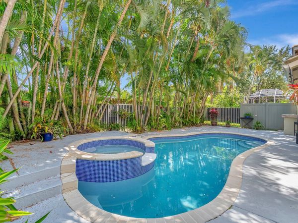 6788 Hendry Drive, Lake Worth, FL 33463