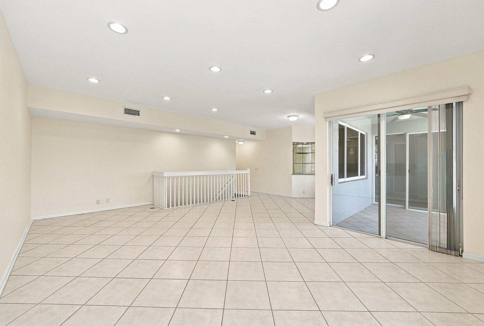 4619 Poinciana Street, Unit 7A, Lauderdale by the Sea, FL 33308 Photo