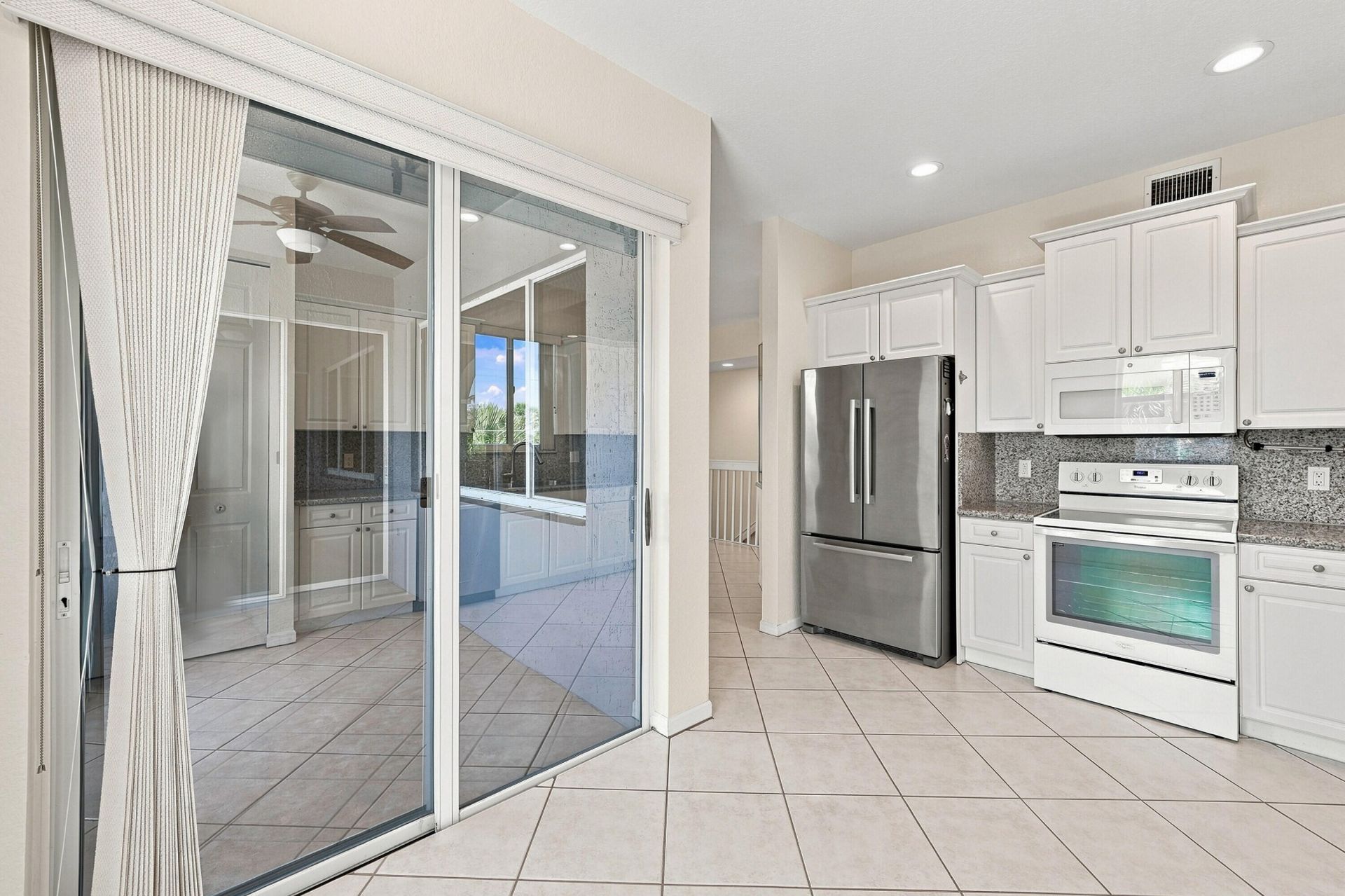 4619 Poinciana Street, Unit 7A, Lauderdale by the Sea, FL 33308 Photo