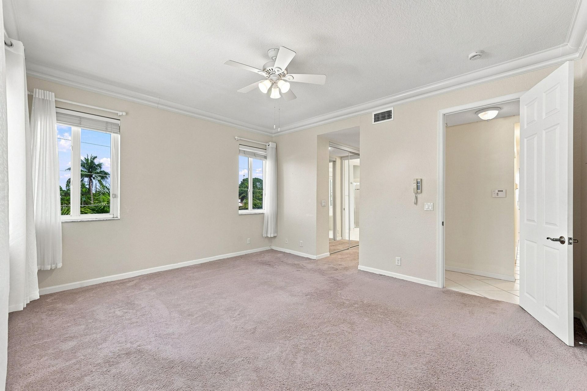 4619 Poinciana Street, Unit 7A, Lauderdale by the Sea, FL 33308 Photo