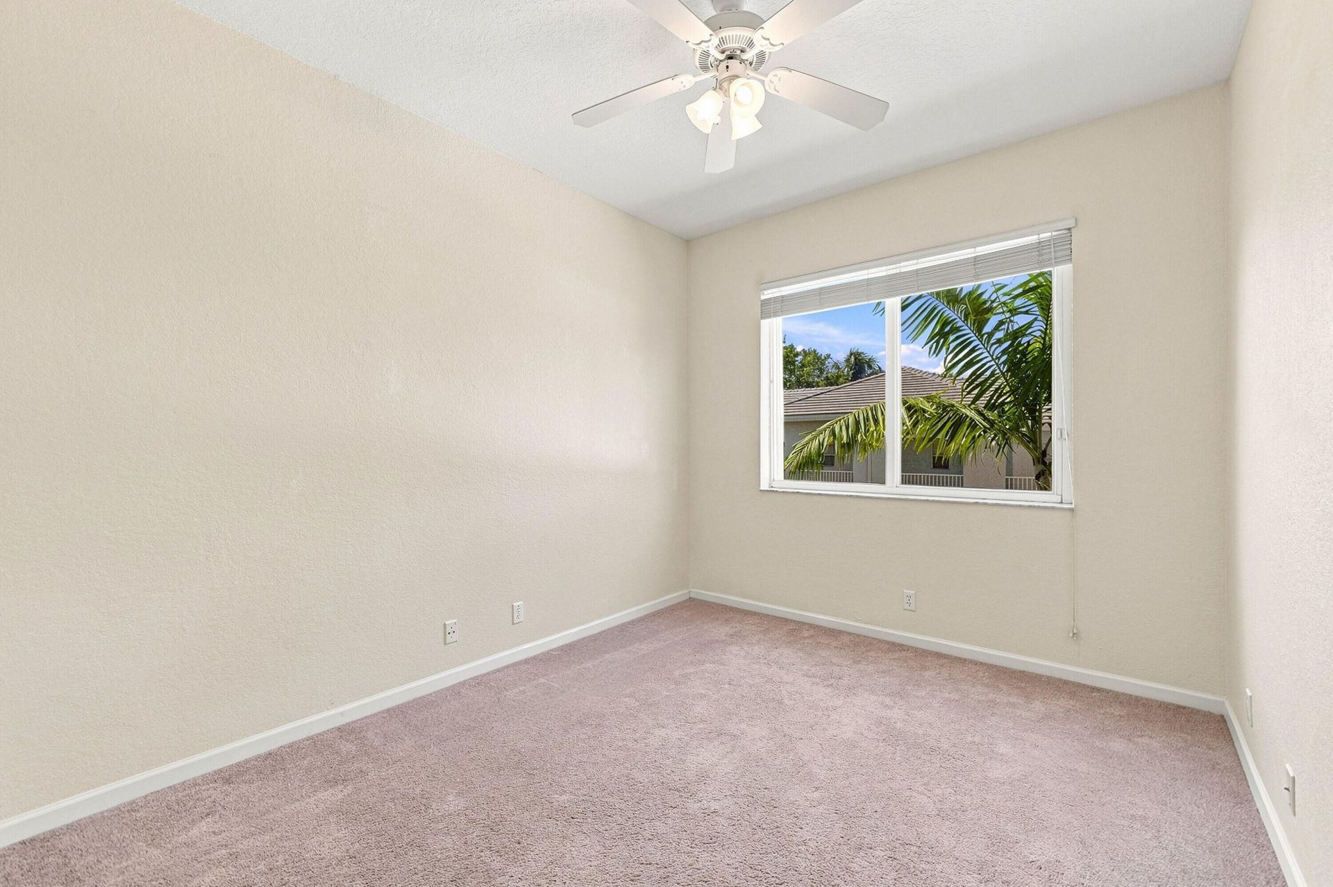 4619 Poinciana Street, Unit 7A, Lauderdale by the Sea, FL 33308 Photo