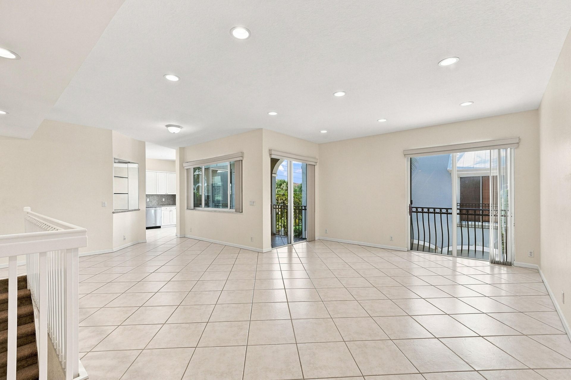 4619 Poinciana Street, Unit 7A, Lauderdale by the Sea, FL 33308 Photo