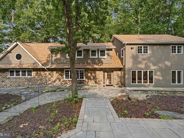 360 BABBLING BROOK ROAD , SCOTRUN, PA 18355