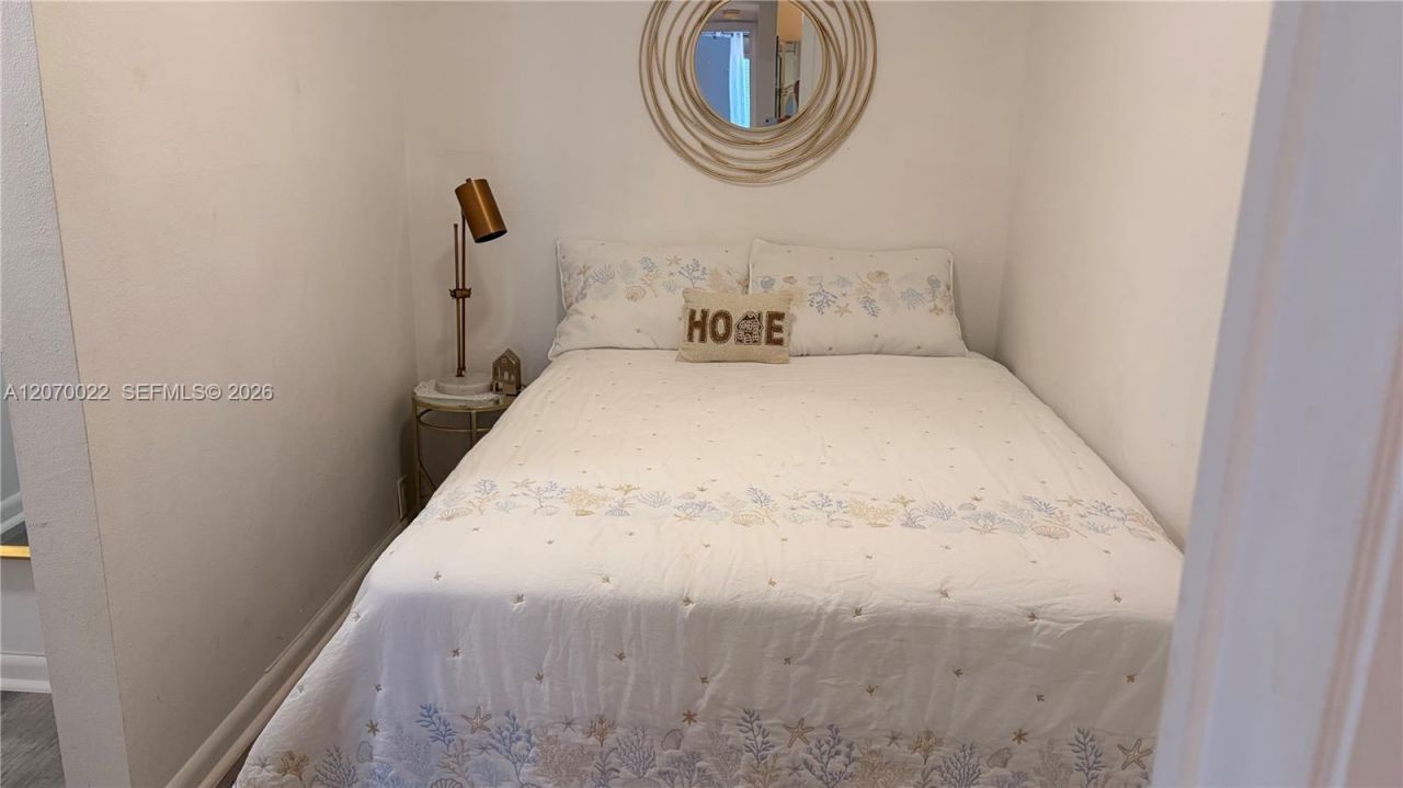 17720 N Bay Rd , Unit 6C, Sunny Isles Beach, FL 33160 Photo