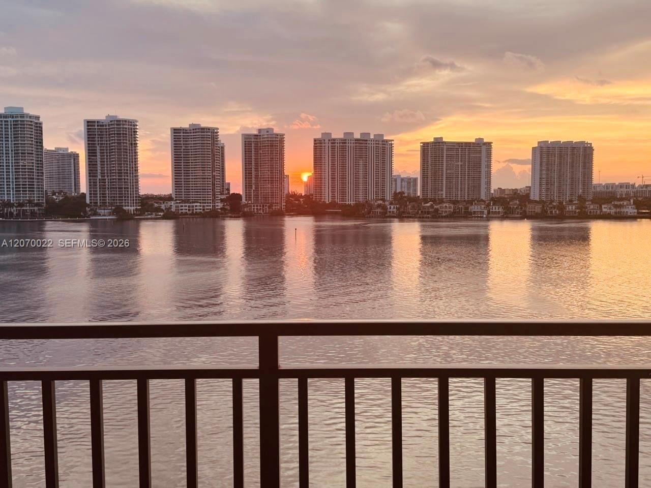 17720 N Bay Rd , Unit 6C, Sunny Isles Beach, FL 33160 Photo