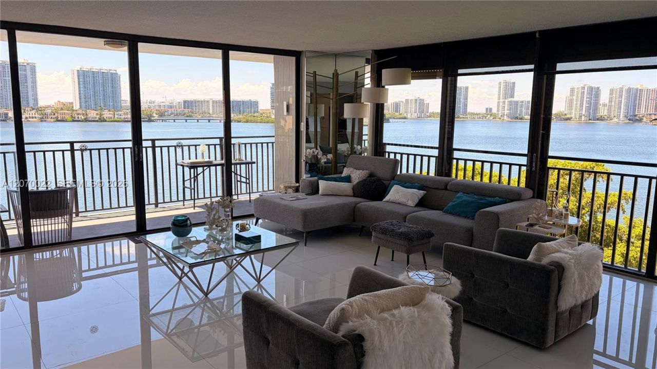 17720 N Bay Rd , Unit 6C, Sunny Isles Beach, FL 33160 Photo