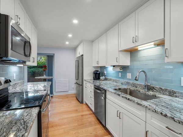 1210 Greendale Ave, Unit 311, Needham, MA 02492