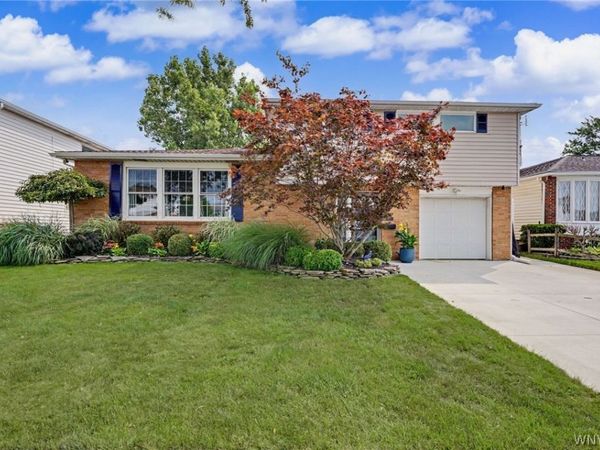42 Leni Lane, Buffalo, NY 14225