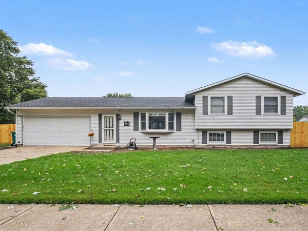 3002 Blanchard Drive, Mishawaka, IN 46544
