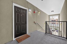 1636 Telfair Way photo 4